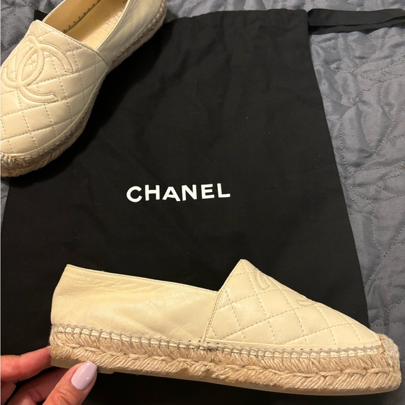 Chanel 36 Espadrilles ivory lambskin - Picture 8 of 14